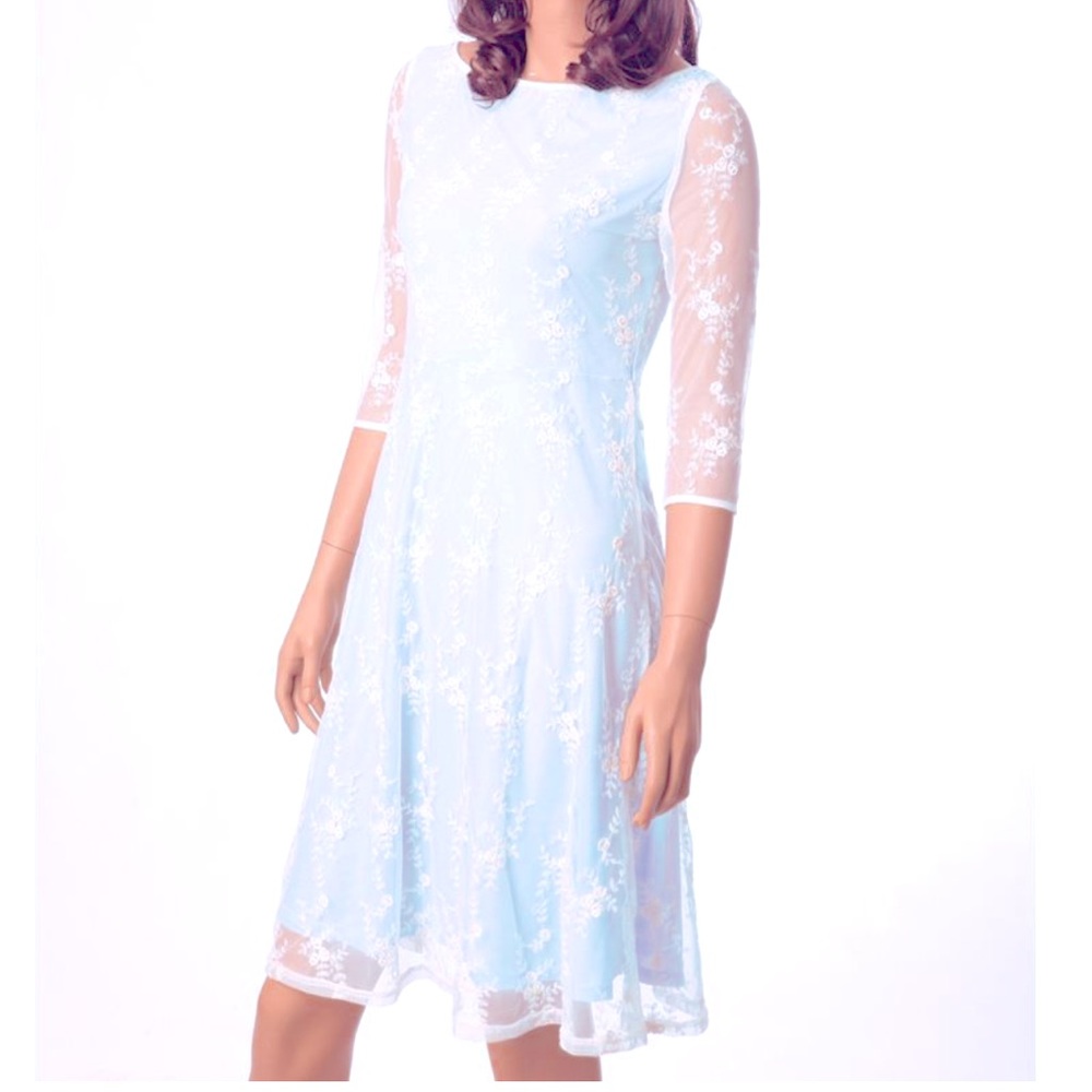 Elegant White Lace Dress